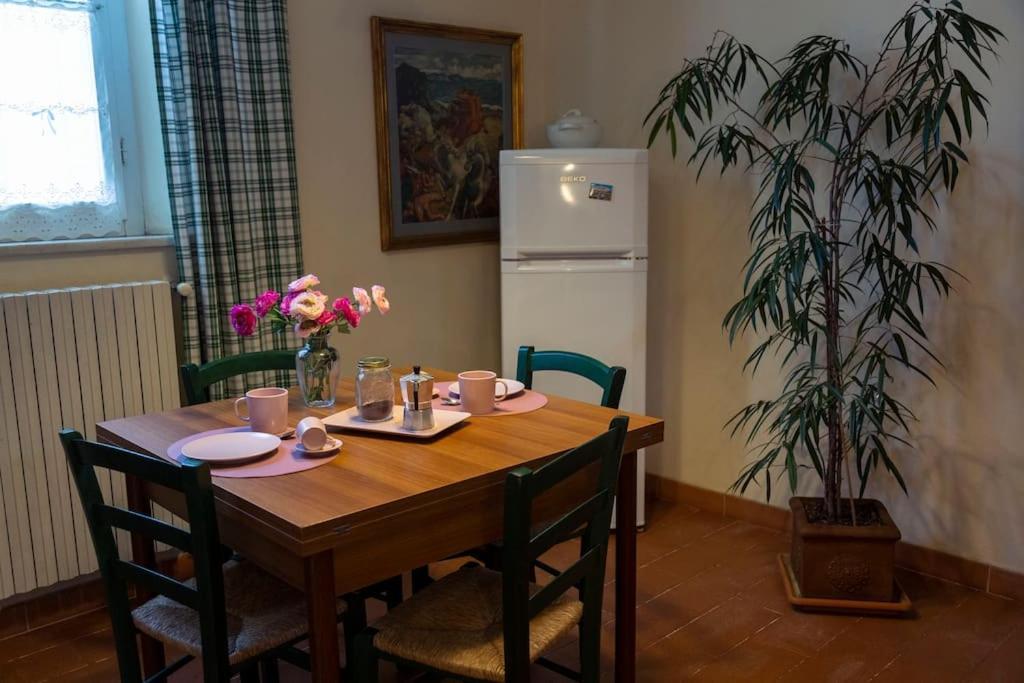 Appartamento Casa La Lilla Cascina Esterno foto
