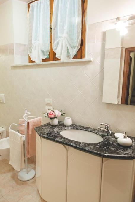 Appartamento Casa La Lilla Cascina Esterno foto