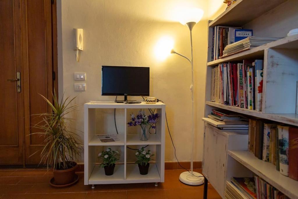 Appartamento Casa La Lilla Cascina Esterno foto