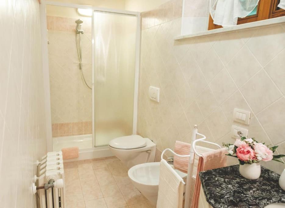 Appartamento Casa La Lilla Cascina Esterno foto